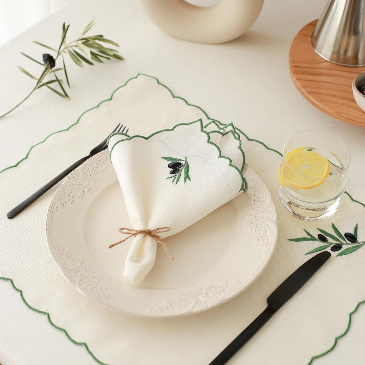 2'li Set Zeytin İşlemeli Keten Peçete