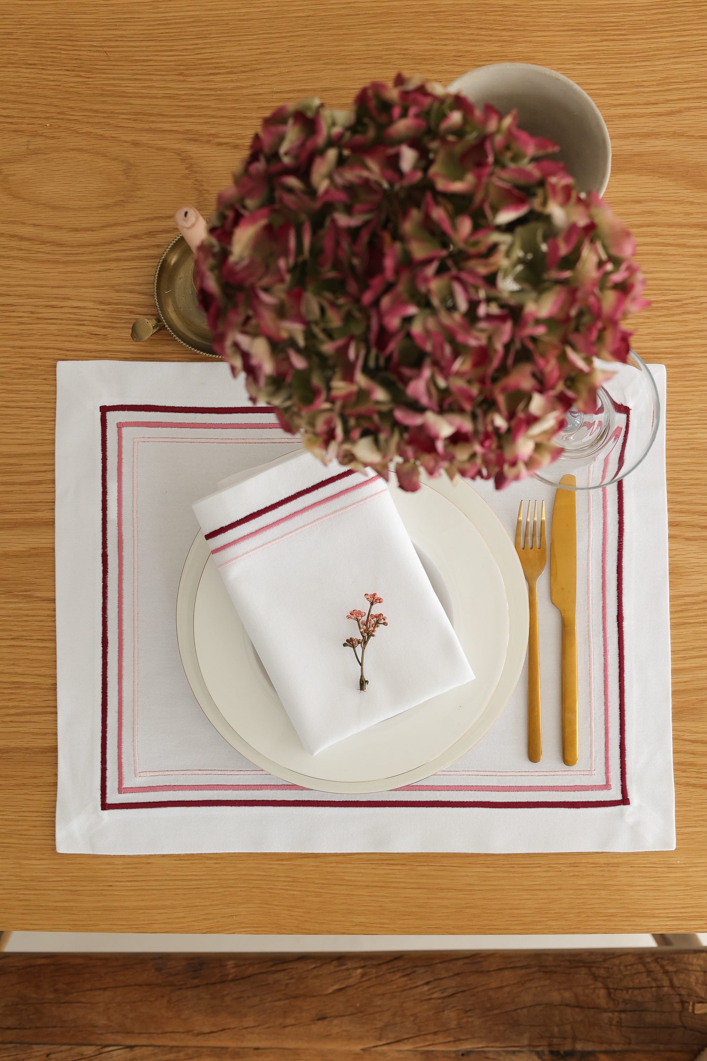 
                  
                    2'li Set Rosé Amerikan Servis
                  
                