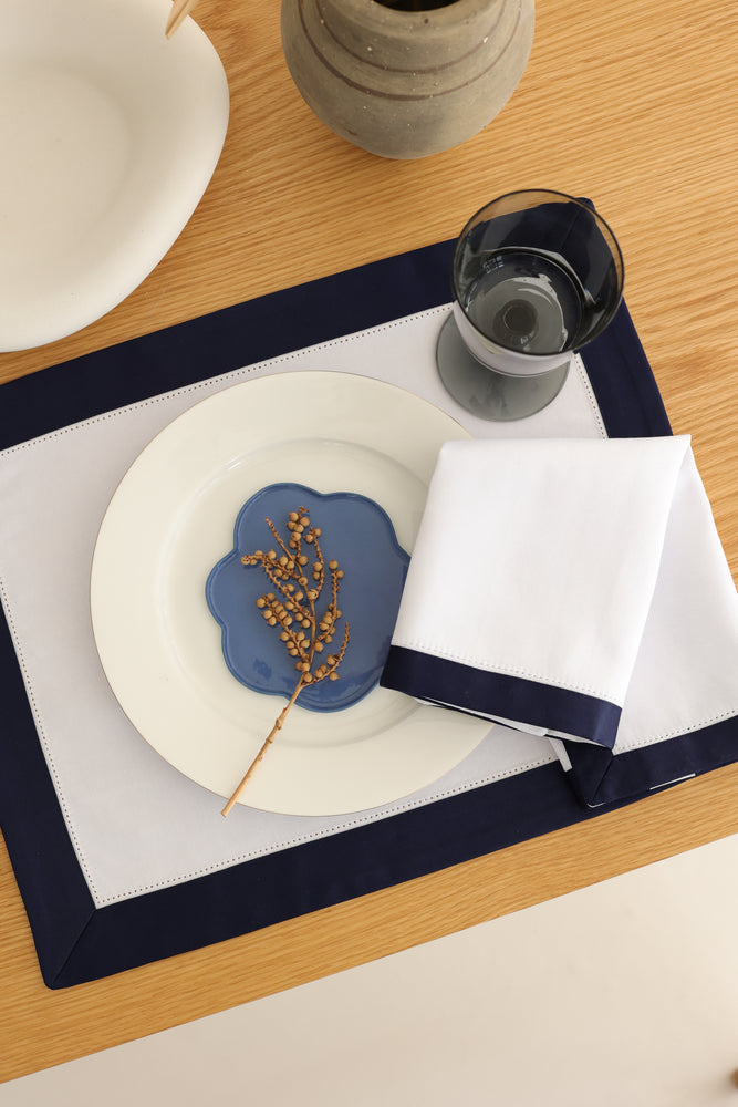 
                  
                    2'li Set Navy-White Peçete
                  
                