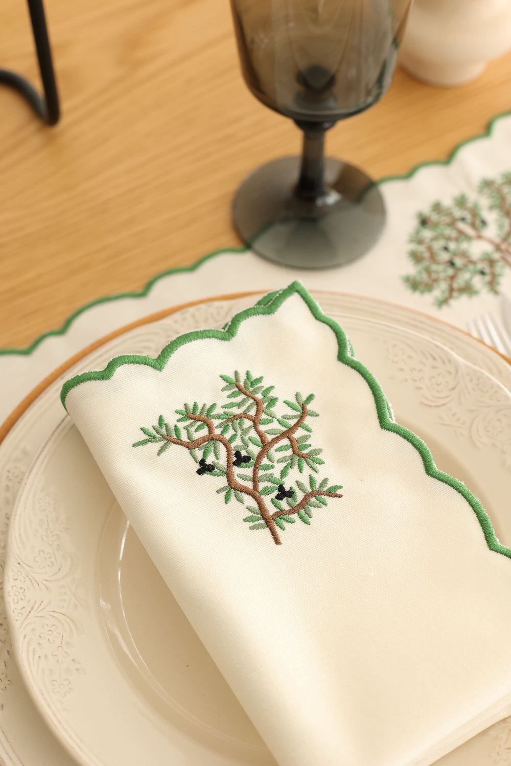 2'li Set Zeytin Ağacı İşlemeli Pamuk Peçete